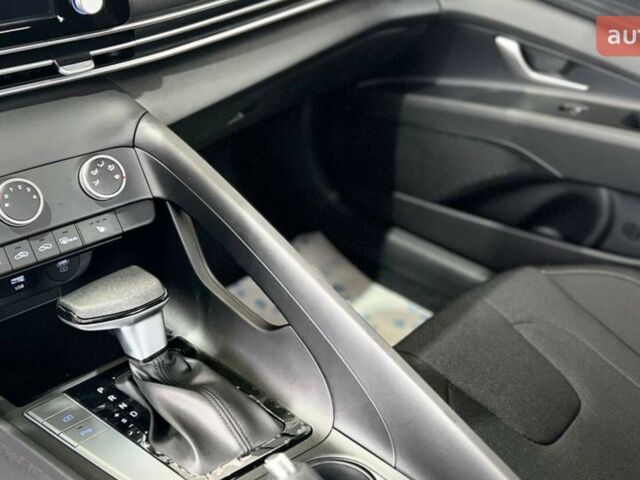 купить новое авто Хендай Элантра 2024 года от официального дилера ДАР-АВТО Хендай фото