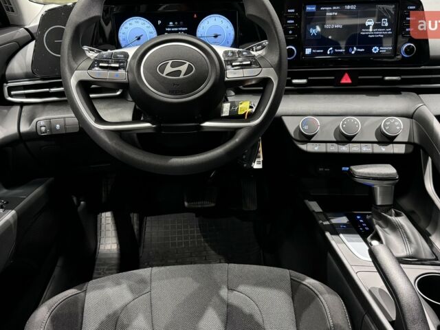 Хендай Елантра, об'ємом двигуна 1.59 л та пробігом 0 тис. км за 21761 $, фото 22 на Automoto.ua