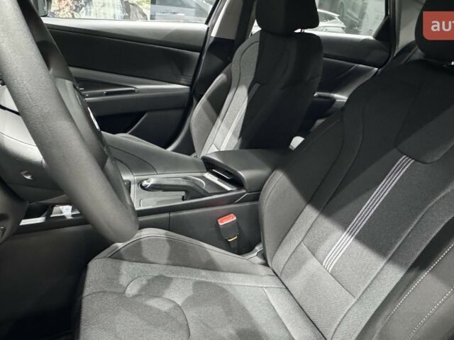 Хендай Елантра, об'ємом двигуна 1.59 л та пробігом 0 тис. км за 21761 $, фото 18 на Automoto.ua