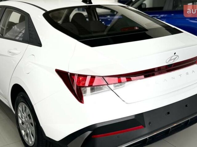 купить новое авто Хендай Элантра 2024 года от официального дилера ДАР-АВТО Хендай фото