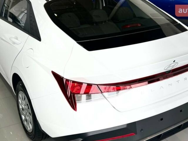 купить новое авто Хендай Элантра 2024 года от официального дилера ДАР-АВТО Хендай фото