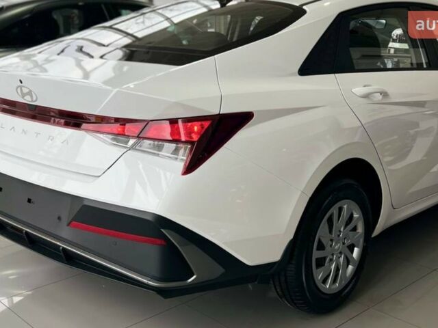 купить новое авто Хендай Элантра 2024 года от официального дилера ДАР-АВТО Хендай фото