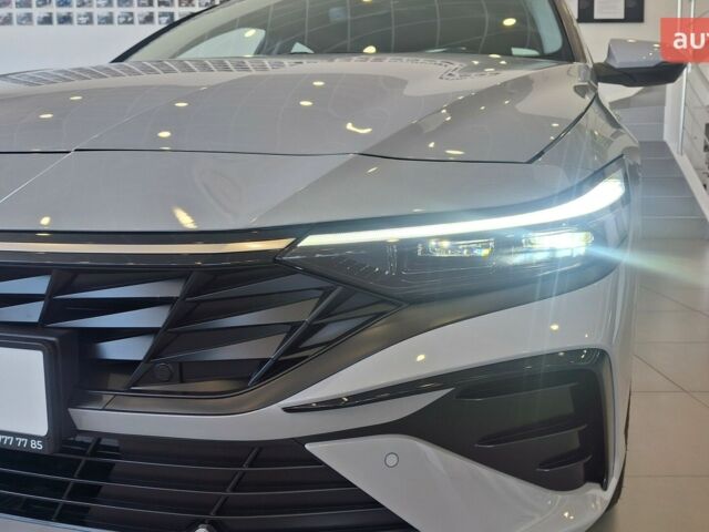 купить новое авто Хендай Элантра 2025 года от официального дилера БАЗІС АВТО Hyundai Хендай фото