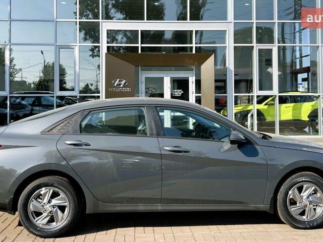 Хендай Елантра 2025 року купити нове авто Хендай Елантра 2025 року від офіційного дилера Автоцентр AUTO.RIA Хендай фото