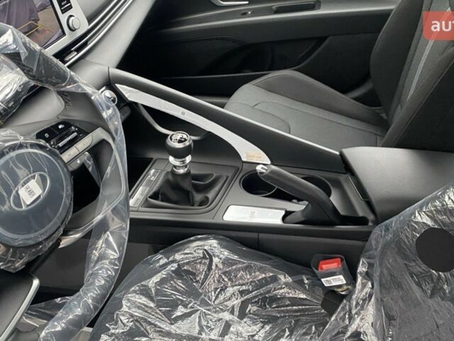 Хендай Елантра, об'ємом двигуна 1.59 л та пробігом 0 тис. км за 21762 $, фото 12 на Automoto.ua