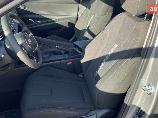 купить новое авто Хендай Элантра 2025 года от официального дилера Автоцентр AUTO.RIA Хендай фото