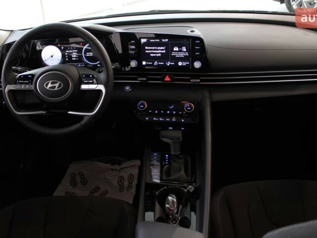 купити нове авто Хендай Елантра 2025 року від офіційного дилера Офіційний дилер Hyundai Перфект Моторс Хендай фото