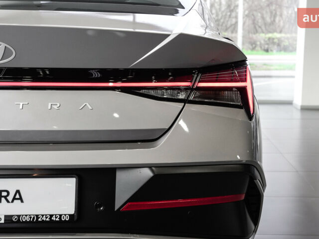 купить новое авто Хендай Элантра 2025 года от официального дилера Hyundai центр Львів Хендай фото