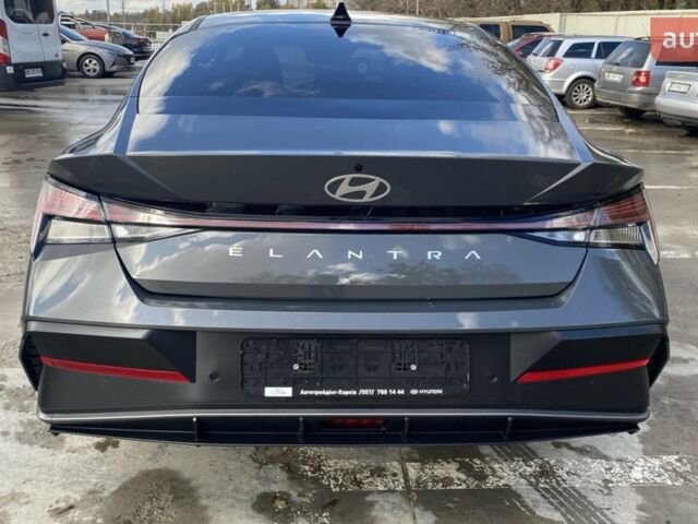 Хендай Элантра, объемом двигателя 1.59 л и пробегом 0 тыс. км за 24798 $, фото 4 на Automoto.ua