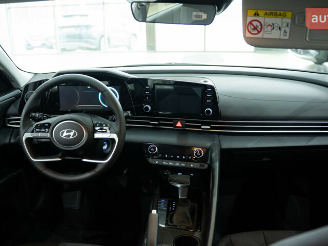 Хендай Елантра, об'ємом двигуна 1.59 л та пробігом 0 тис. км за 24105 $, фото 14 на Automoto.ua