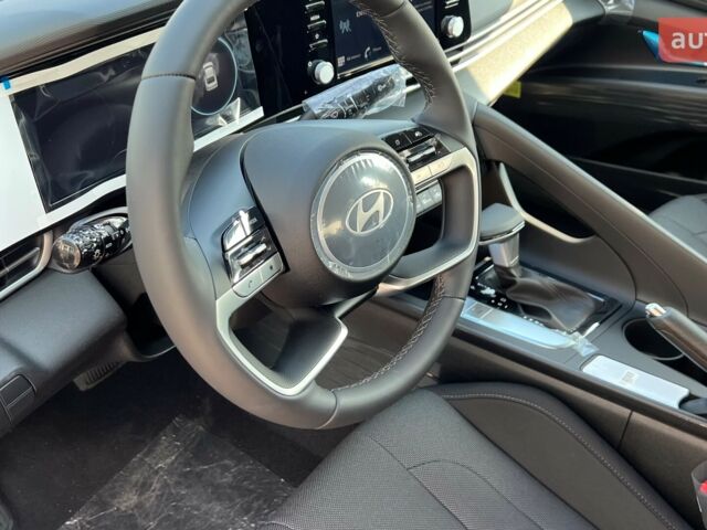 Хендай Елантра 2025 року купити нове авто Хендай Елантра 2025 року від офіційного дилера Автоцентр AUTO.RIA Хендай фото