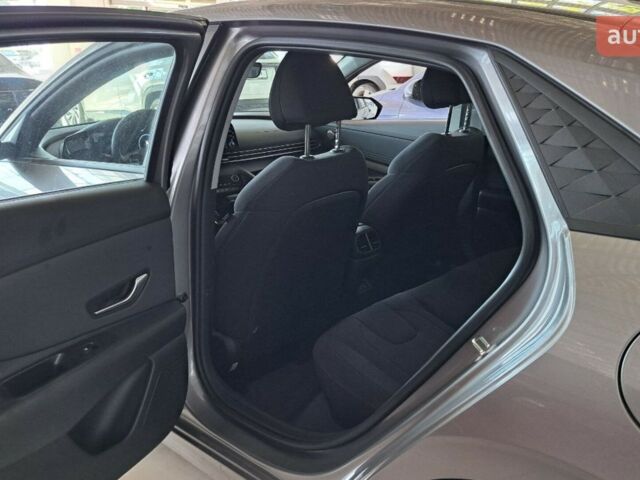 купить новое авто Хендай Элантра 2025 года от официального дилера Автоцентр AUTO.RIA Хендай фото