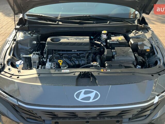 Хендай Елантра 2025 року купити нове авто Хендай Елантра 2025 року від офіційного дилера Автоцентр AUTO.RIA Хендай фото