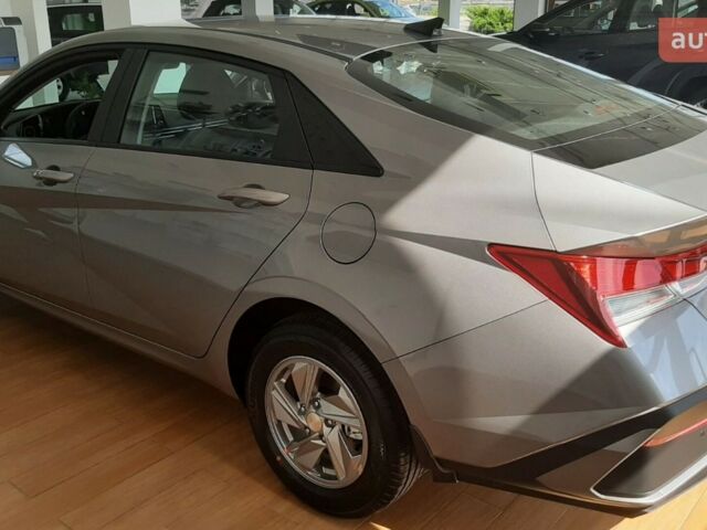 Хендай Элантра, объемом двигателя 1.59 л и пробегом 0 тыс. км за 23360 $, фото 9 на Automoto.ua