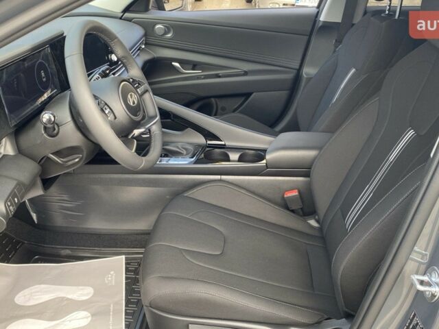 Хендай Элантра, объемом двигателя 1.59 л и пробегом 0 тыс. км за 24798 $, фото 12 на Automoto.ua