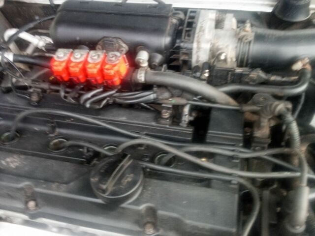 Серый Хендай Элантра, объемом двигателя 2 л и пробегом 2 тыс. км за 3800 $, фото 2 на Automoto.ua