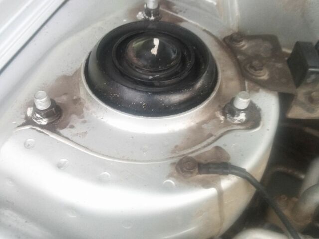 Серый Хендай Элантра, объемом двигателя 2 л и пробегом 2 тыс. км за 3800 $, фото 1 на Automoto.ua