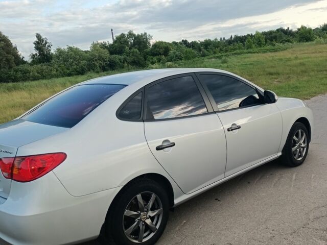 Серый Хендай Элантра, объемом двигателя 1.6 л и пробегом 162 тыс. км за 5650 $, фото 5 на Automoto.ua