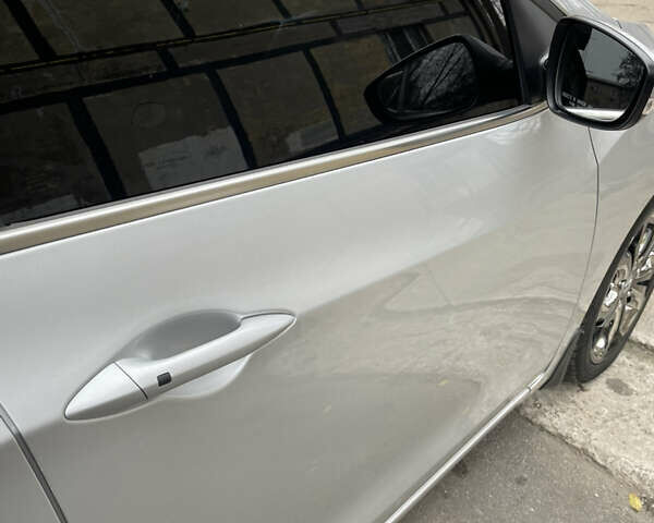 Серый Хендай Элантра, объемом двигателя 1.8 л и пробегом 115 тыс. км за 10500 $, фото 6 на Automoto.ua