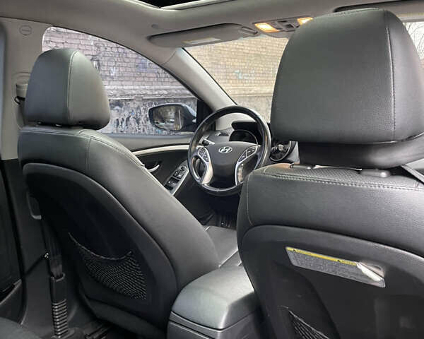 Серый Хендай Элантра, объемом двигателя 1.8 л и пробегом 115 тыс. км за 10500 $, фото 10 на Automoto.ua