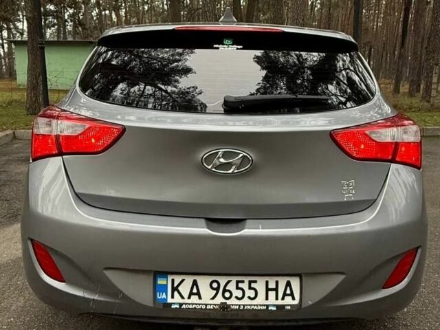 Серый Хендай Элантра, объемом двигателя 1.8 л и пробегом 207 тыс. км за 7300 $, фото 5 на Automoto.ua