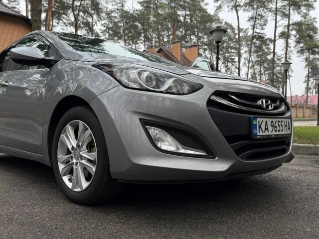 Серый Хендай Элантра, объемом двигателя 1.8 л и пробегом 207 тыс. км за 7300 $, фото 3 на Automoto.ua