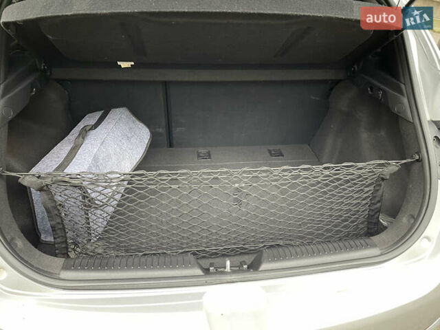 Серый Хендай Элантра, объемом двигателя 1.8 л и пробегом 115 тыс. км за 10500 $, фото 17 на Automoto.ua