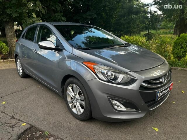 Серый Хендай Элантра, объемом двигателя 2 л и пробегом 181 тыс. км за 9990 $, фото 2 на Automoto.ua