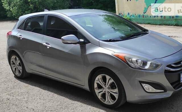 Серый Хендай Элантра, объемом двигателя 2 л и пробегом 186 тыс. км за 8600 $, фото 5 на Automoto.ua
