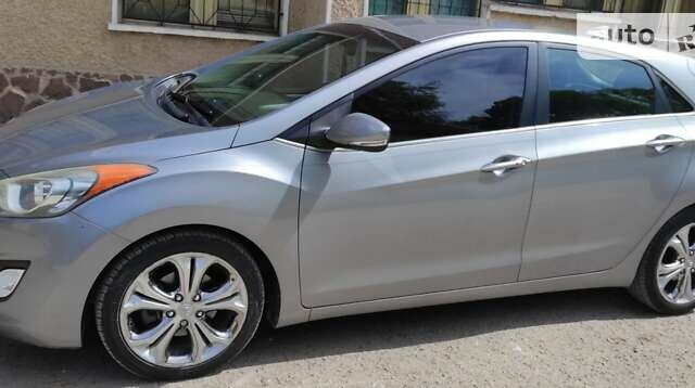 Серый Хендай Элантра, объемом двигателя 2 л и пробегом 186 тыс. км за 8600 $, фото 7 на Automoto.ua