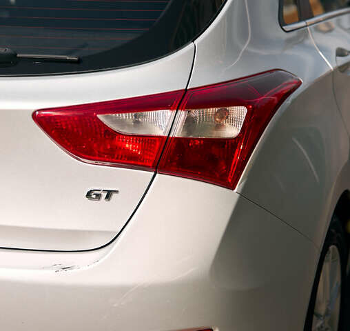 Серый Хендай Элантра, объемом двигателя 2 л и пробегом 120 тыс. км за 7900 $, фото 20 на Automoto.ua