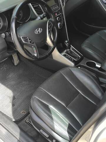 Серый Хендай Элантра, объемом двигателя 2 л и пробегом 186 тыс. км за 8600 $, фото 12 на Automoto.ua