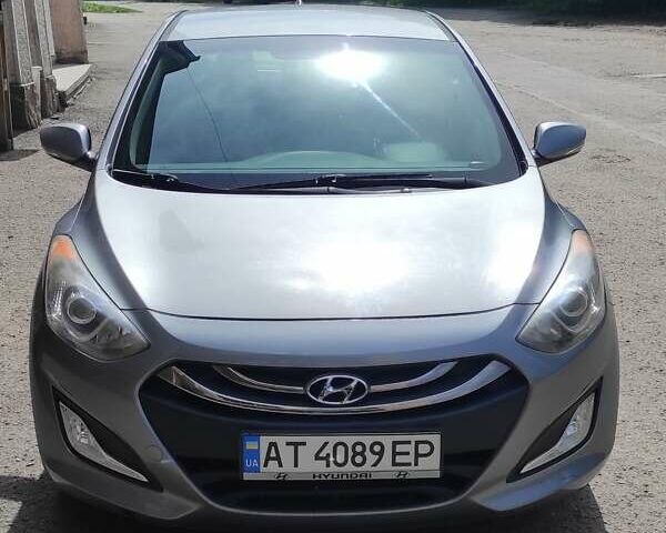 Серый Хендай Элантра, объемом двигателя 2 л и пробегом 186 тыс. км за 8600 $, фото 6 на Automoto.ua