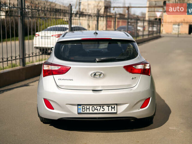 Серый Хендай Элантра, объемом двигателя 2 л и пробегом 120 тыс. км за 7900 $, фото 19 на Automoto.ua