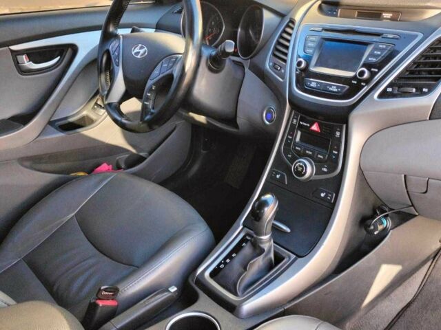 Сірий Хендай Елантра, об'ємом двигуна 1.8 л та пробігом 95 тис. км за 118000 $, фото 16 на Automoto.ua