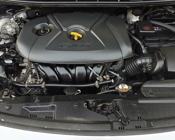 Серый Хендай Элантра, объемом двигателя 2 л и пробегом 83 тыс. км за 12900 $, фото 12 на Automoto.ua