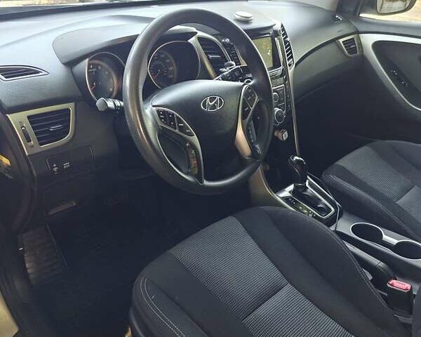 Серый Хендай Элантра, объемом двигателя 2 л и пробегом 83 тыс. км за 12900 $, фото 11 на Automoto.ua