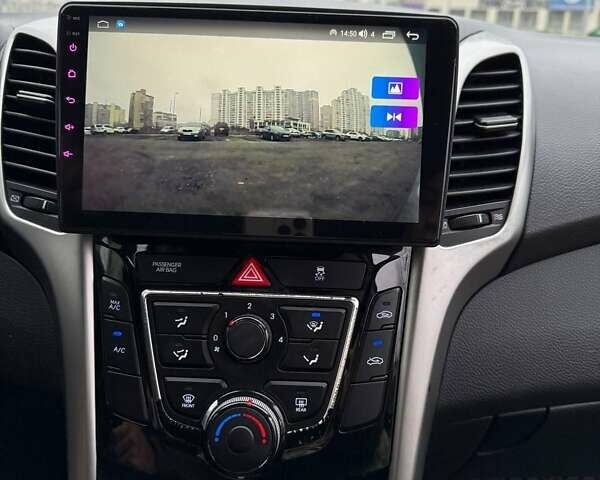 Серый Хендай Элантра, объемом двигателя 2 л и пробегом 150 тыс. км за 9800 $, фото 9 на Automoto.ua