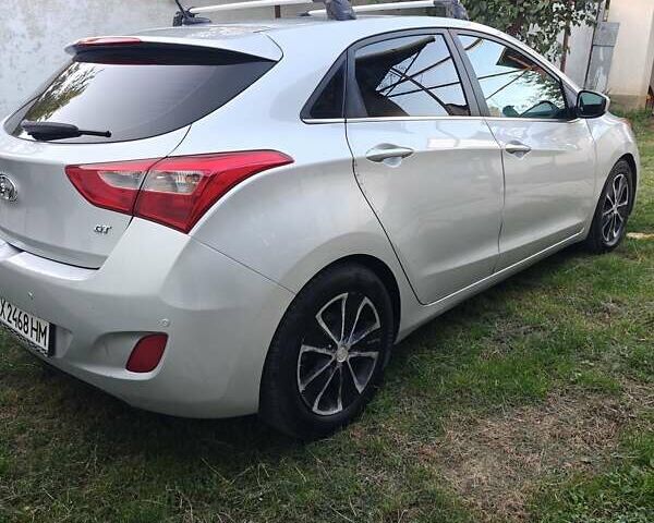 Серый Хендай Элантра, объемом двигателя 2 л и пробегом 83 тыс. км за 12900 $, фото 6 на Automoto.ua