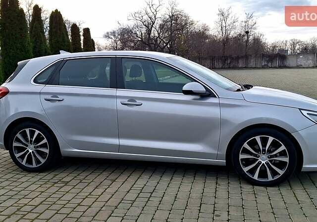 Серый Хендай Элантра, объемом двигателя 2 л и пробегом 86 тыс. км за 9999 $, фото 20 на Automoto.ua