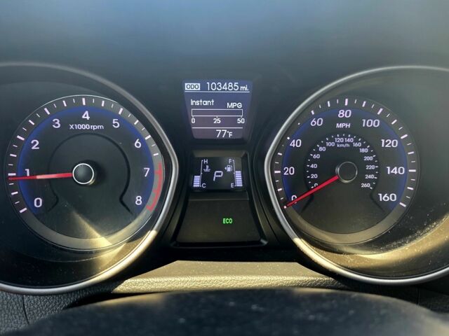 Серый Хендай Элантра, объемом двигателя 2 л и пробегом 160 тыс. км за 10500 $, фото 9 на Automoto.ua