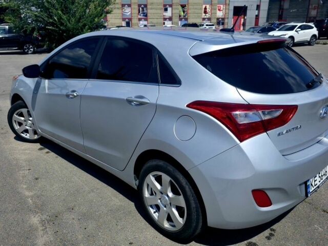 Серый Хендай Элантра, объемом двигателя 2 л и пробегом 160 тыс. км за 10500 $, фото 7 на Automoto.ua