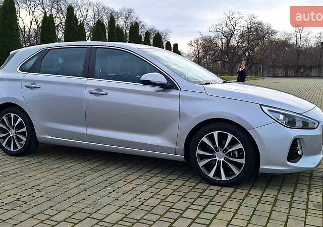 Серый Хендай Элантра, объемом двигателя 2 л и пробегом 86 тыс. км за 9999 $, фото 21 на Automoto.ua