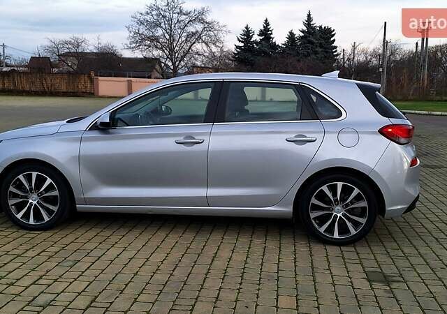 Серый Хендай Элантра, объемом двигателя 2 л и пробегом 86 тыс. км за 9999 $, фото 8 на Automoto.ua