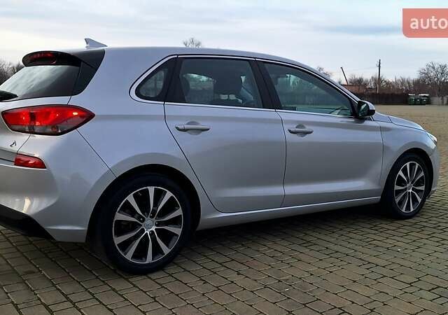 Серый Хендай Элантра, объемом двигателя 2 л и пробегом 86 тыс. км за 9999 $, фото 19 на Automoto.ua