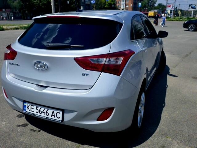 Серый Хендай Элантра, объемом двигателя 2 л и пробегом 160 тыс. км за 10500 $, фото 4 на Automoto.ua