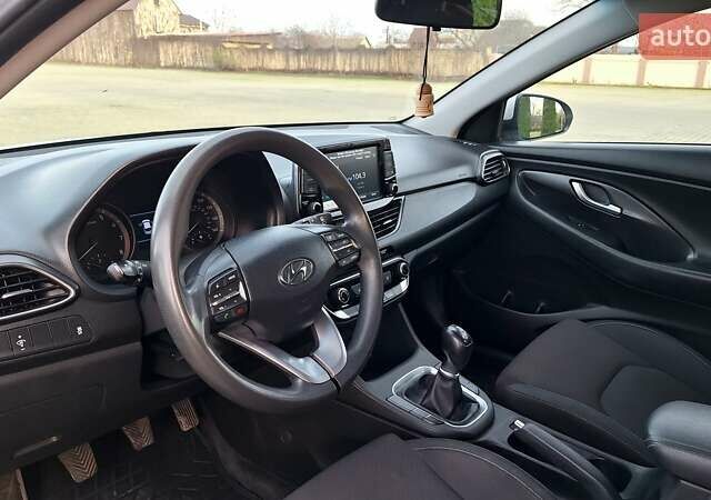 Серый Хендай Элантра, объемом двигателя 2 л и пробегом 86 тыс. км за 9999 $, фото 32 на Automoto.ua