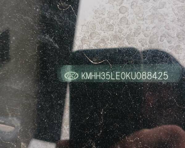 Серый Хендай Элантра, объемом двигателя 2 л и пробегом 175 тыс. км за 12700 $, фото 9 на Automoto.ua