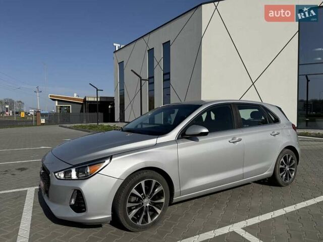 Серый Хендай Элантра, объемом двигателя 2 л и пробегом 175 тыс. км за 12700 $, фото 3 на Automoto.ua