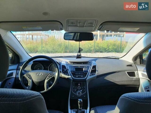 Серый Хендай Элантра, объемом двигателя 2 л и пробегом 133 тыс. км за 8800 $, фото 16 на Automoto.ua